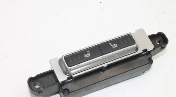 Land Rover Range Rover Evoque L538 Seat heating switch FPLA14D694AA