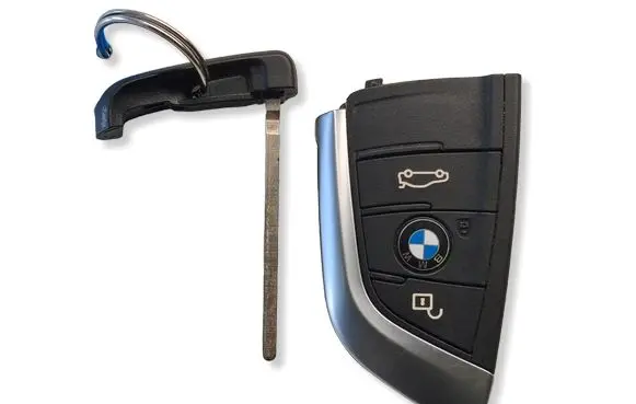 BMW 2 F46 Ignition key/card 