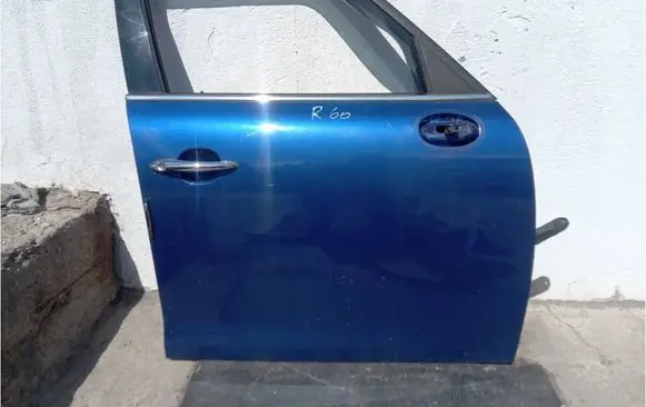 Mini Cooper Countryman R60 Front door