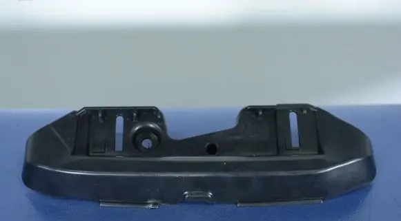 Ford Mondeo MK I Front bodywork piece DS73F025B33