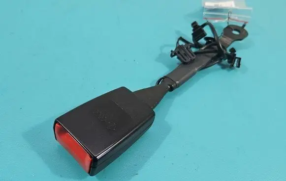 Audi Q3 8U Front seatbelt 8R0857755L IMPRK1478130
