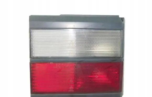 Volkswagen PASSAT B3 Tailgate rear/tail lights