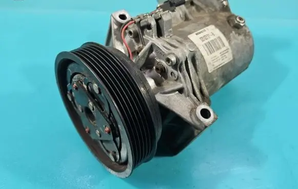 Dacia Duster Air conditioning (A/C) compressor (pump) 8201025121 IMPRK1392973