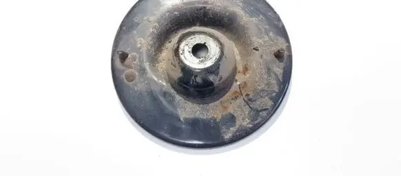 Subaru Legacy Coil spring mount 