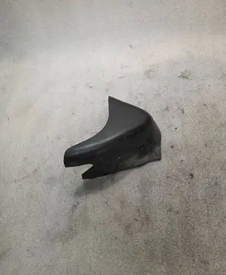 Audi A8 S8 D2 4D Other engine bay part 4D0806583