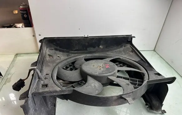 BMW 3 E46 Electric radiator cooling fan 69226701 1137328080