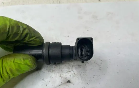 BMW 3 E46 Crankshaft position sensor 2247926