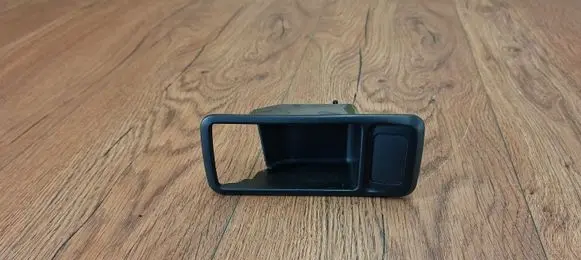 Ford Focus C-MAX Front door window switch trim 3M51226A37A