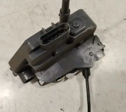 Renault Megane II Front door lock