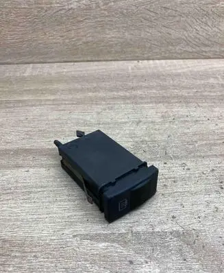 Audi A8 S8 D2 4D Windscreen/window heater switch 4D0941503