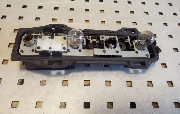 Tail light part