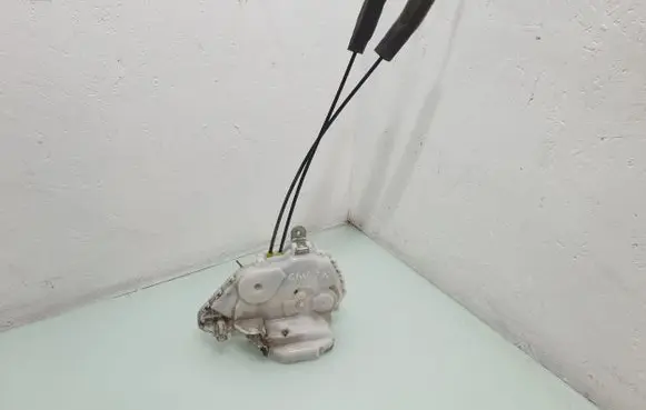 Front door lock