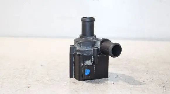 Volkswagen Caddy Electric auxiliary coolant/water pump 5Q0965561B