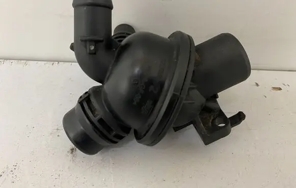 BMW 3 F30 F35 F31 Thermostat 5603485