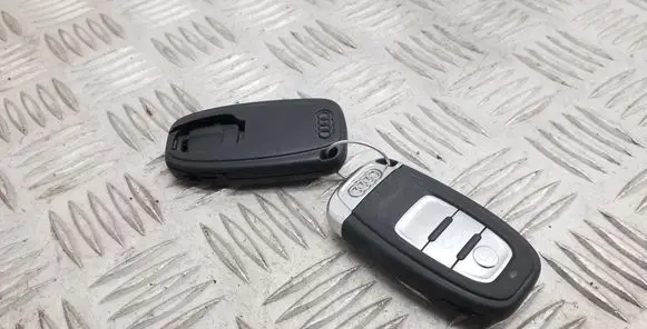 Audi Q5 SQ5 Ignition key/card 8T0959754D