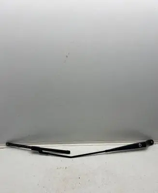 Citroen C3 Windshield/front glass wiper blade 9673292080