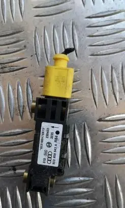 Audi A6 S6 C5 4B Airbag deployment crash/impact sensor 8e0959643a