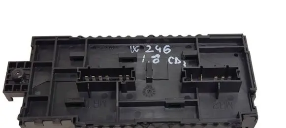 Mercedes-Benz B W246 W242 Fuse module A2469060093 TAP3377710 6072426