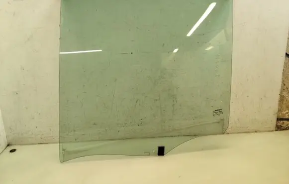 Renault Modus Rear door window glass 43R000015
