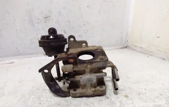 Skoda Octavia Mk2 (1Z) EGR valve 03G131063E 151718129