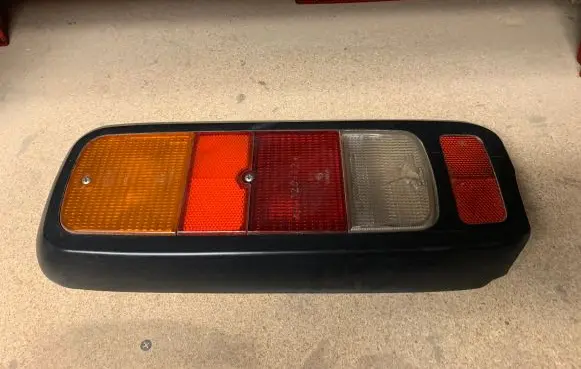 Volkswagen I LT Tail light lenses 281945241B