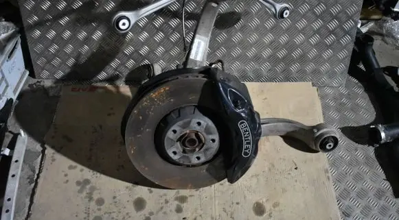 Bentley Bentayga Rear wheel hub