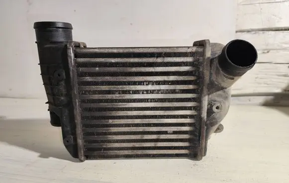 Audi A6 S6 C6 4F Intercooler radiator