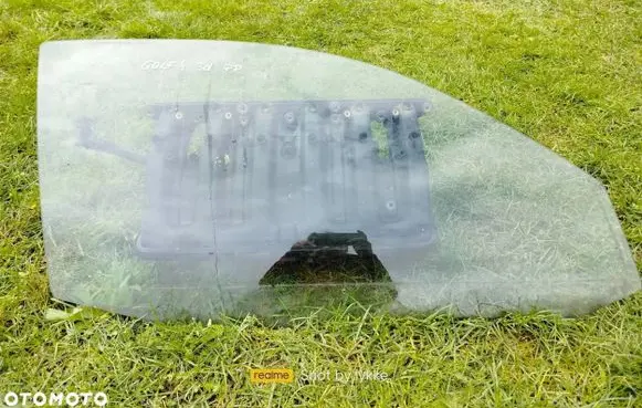 Volkswagen Golf IV Front door window/glass (coupe) 43R007951 DOT24M19AS2