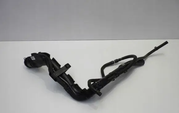 Hyundai i20 (BC3 BI3) Fuel tank filler neck pipe 31030Q0000