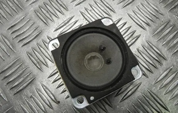 Nissan Navara D40 Front door high frequency speaker 281525Z000 R1698