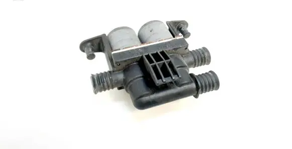 BMW X5 E53 Coolant heater control valve 6374995