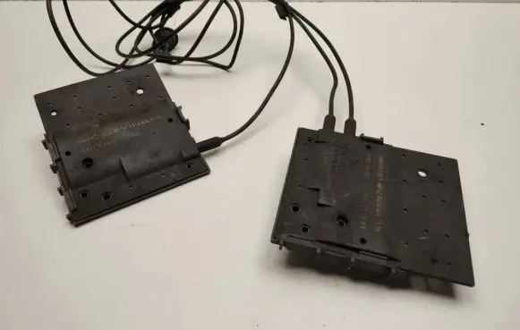 Mercedes-Benz CL C215 Aerial antenna amplifier A2108201775
