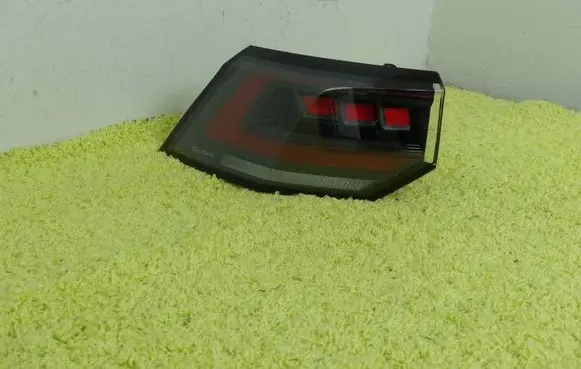 Rear/tail lights