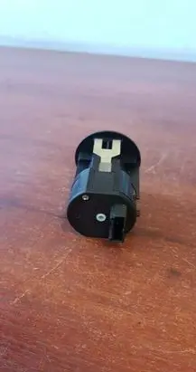 Passenger airbag on/off switch