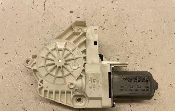 Audi A6 S6 C7 4G Front door window regulator motor 8K0959801B 11420250458