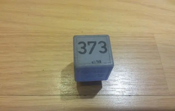 Audi A8 S8 D2 4D Other relay 8D0951253A 373