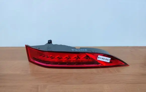 Jaguar F-Pace Rear/tail lights HK8313404
