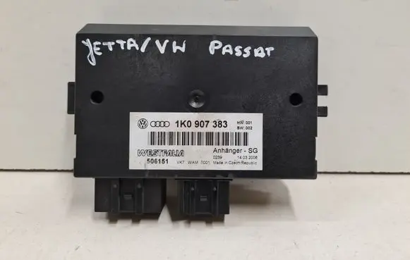 Volkswagen PASSAT B6 Tow bar trailer control unit/module 1K0907383 506151