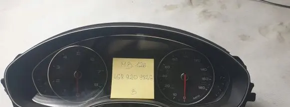 Audi A7 S7 4G Speedometer (instrument cluster) 4G8920982G