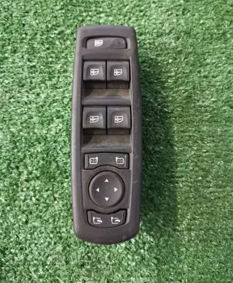Renault Megane III Electric window control switch 809610006R