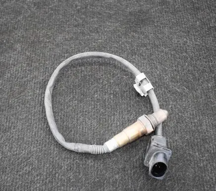 BMW 4 F32 F33 Lambda probe sensor 0281004028 7793825