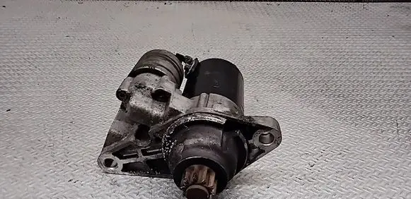 Volkswagen Jetta V Starter motor 0001120406 02T911023R