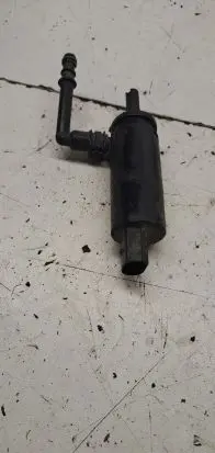 Audi A6 S6 C6 4F Headlight washer pump 3B7955681