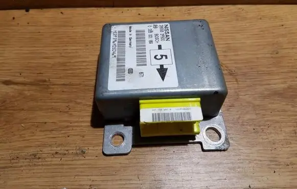 Nissan Primera Airbag control unit/module 285562f500 0283001189