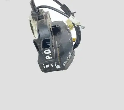 Opel Insignia A Front door lock 3023806 3023880