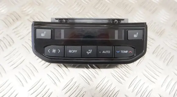 Toyota Highlander XU70 Climate control unit 559000E680
