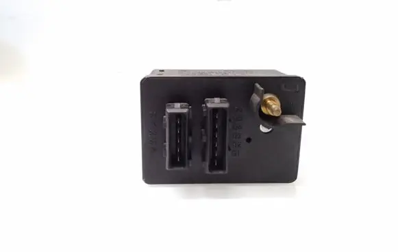 Glow plug pre-heat relay
