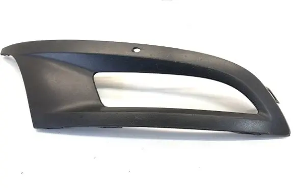 Volkswagen Polo V 6R Front bumper lower grill 6R0853666D