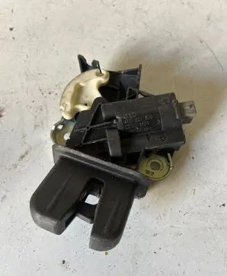 Volkswagen PASSAT B6 Tailgate/trunk/boot lock/catch/latch 4F5827505D