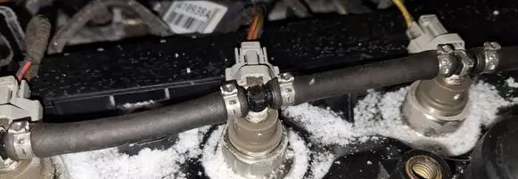 Opel Zafira B Fuel injector 